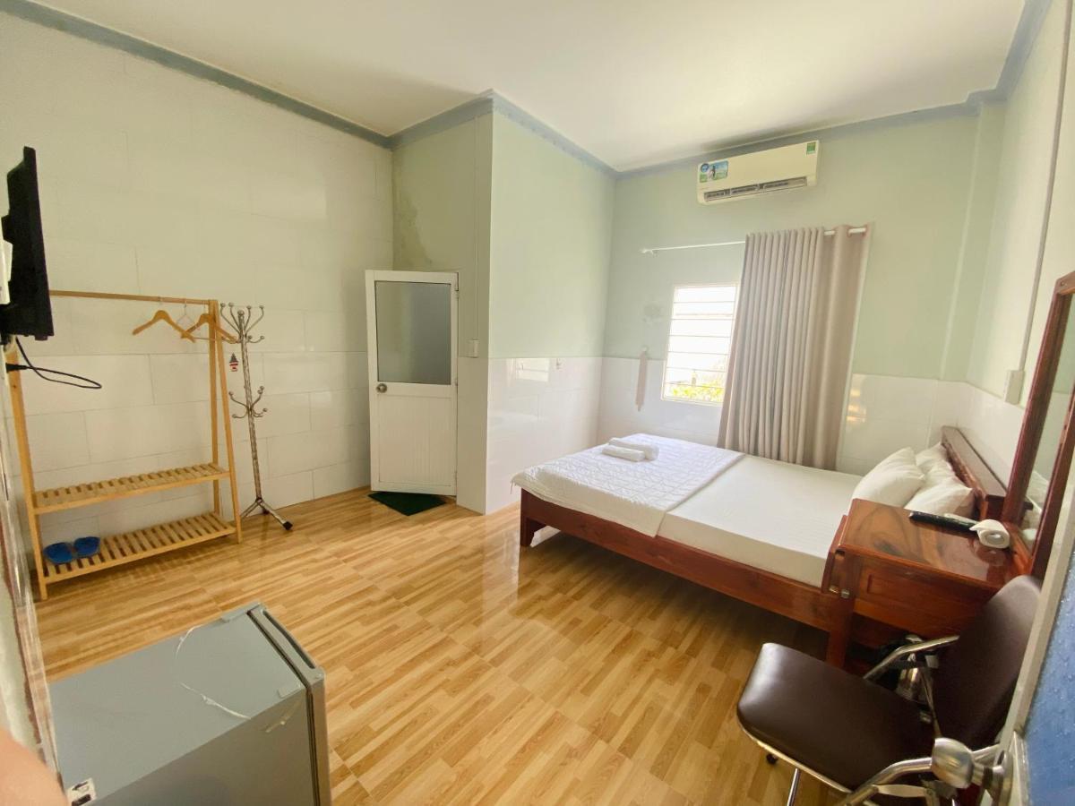 Nha Nghi Y Vy Panzió Phú Quốc-sziget Kültér fotó